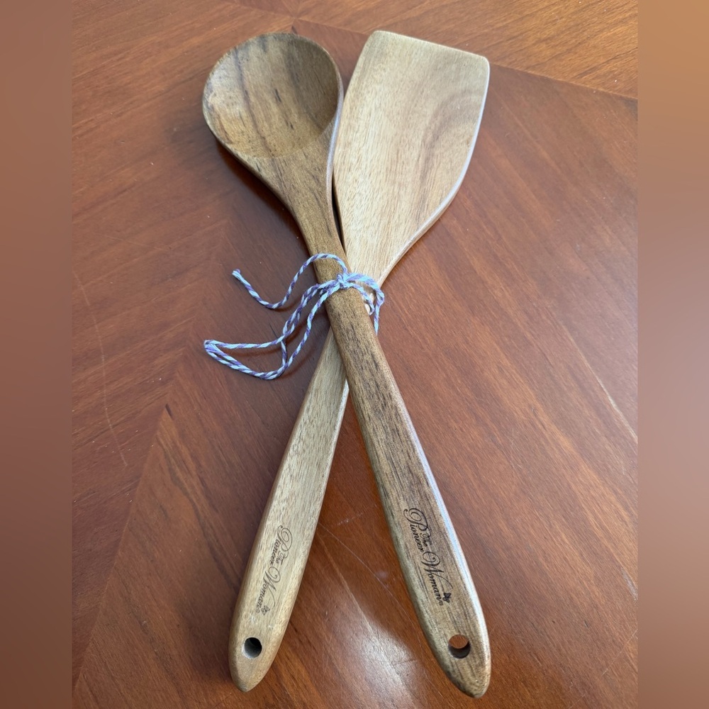 The Pioneer Woman Brown Wooden Utensil Set